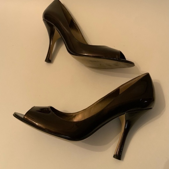 Anne Klein open toe heels - Picture 4 of 10